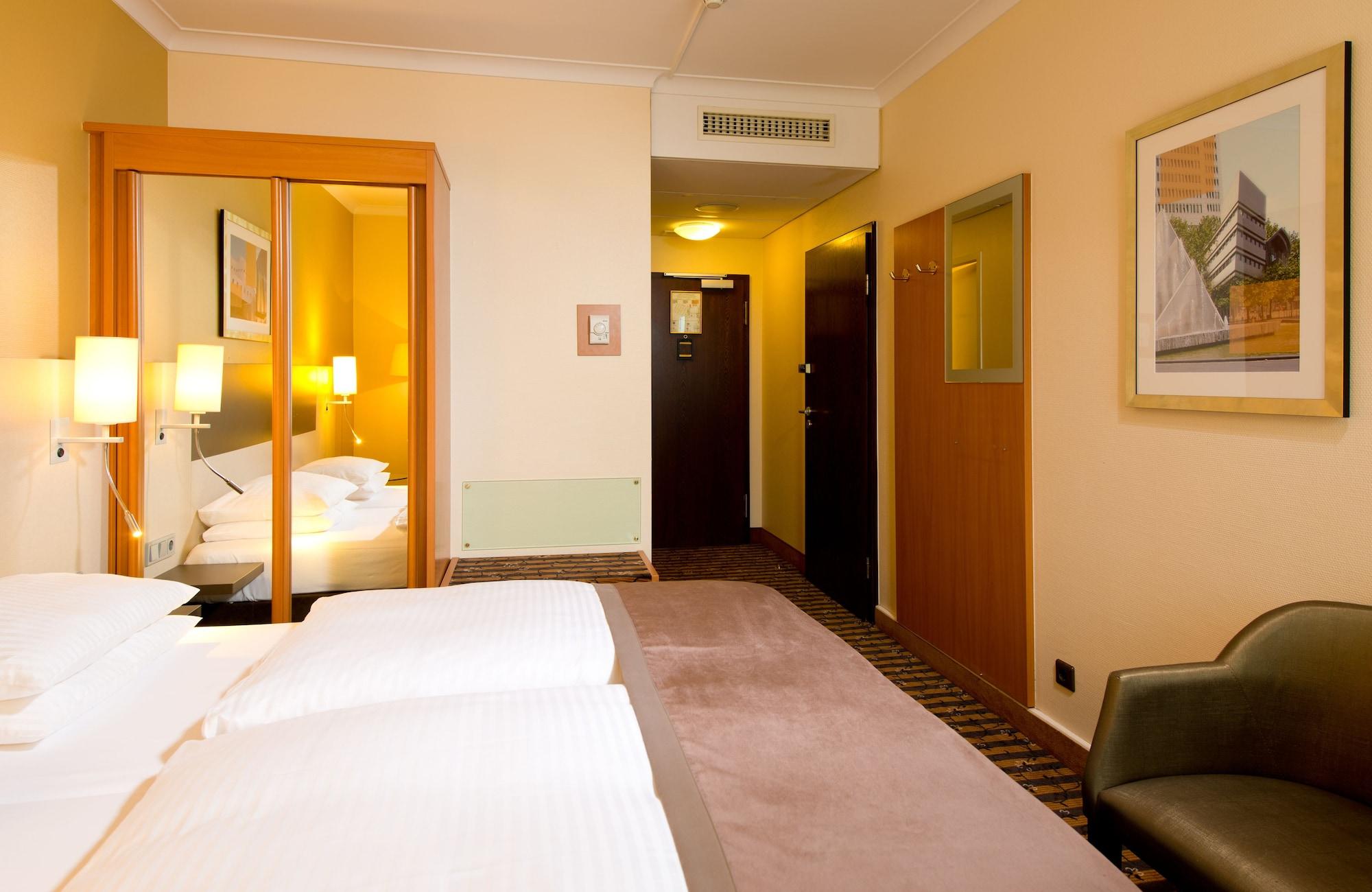 Leonardo Royal Hotel Duesseldorf Koenigsallee Bagian luar foto